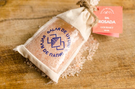 various types of salt including sea salt, table salt, and Himalayan salt